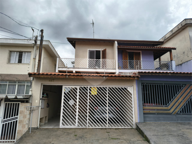 Sobrado à venda com 3 quartos, sendo 1 suíte,  em Tremembé, São Paulo, SP
