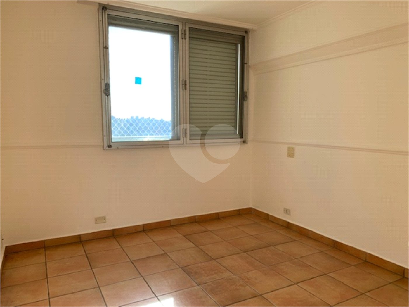 Apartamento à venda com 3 quartos, sendo 1 suíte, em Alto da Boa Vista, São Paulo, SP