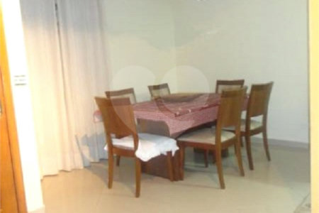 Casa à venda com 3 quartos, sendo 1 suíte,  em Parque Monte Alegre, Taboão da Serra, SP