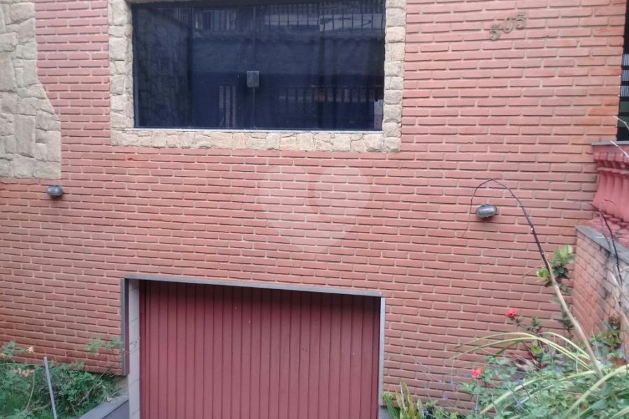 Sobrado à venda com 3 quartos, sendo 1 suíte,  em Horto, São Paulo, SP