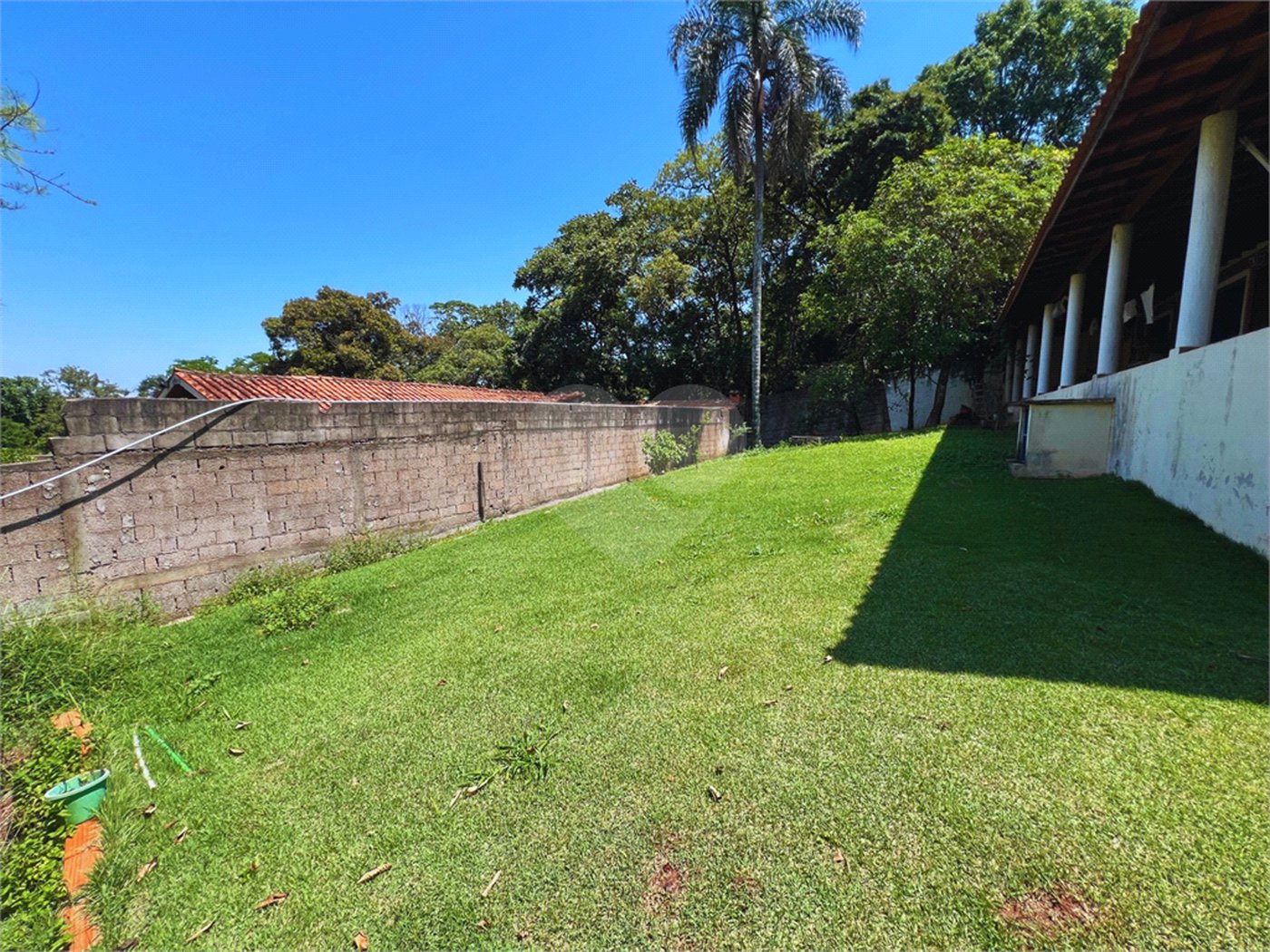 Chácara à venda com 3 quartos, sendo 1 suíte, em Chácara Companheiros, Jundiaí, SP
