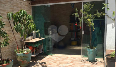Casa à venda com 2 quartos, sendo 1 suíte,  em Jardim Ester, São Paulo, SP