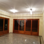 Casa à venda com 4 quartos, sendo 2 suítes, no condomínio Alpes da Cantareira, Mairiporã - SP