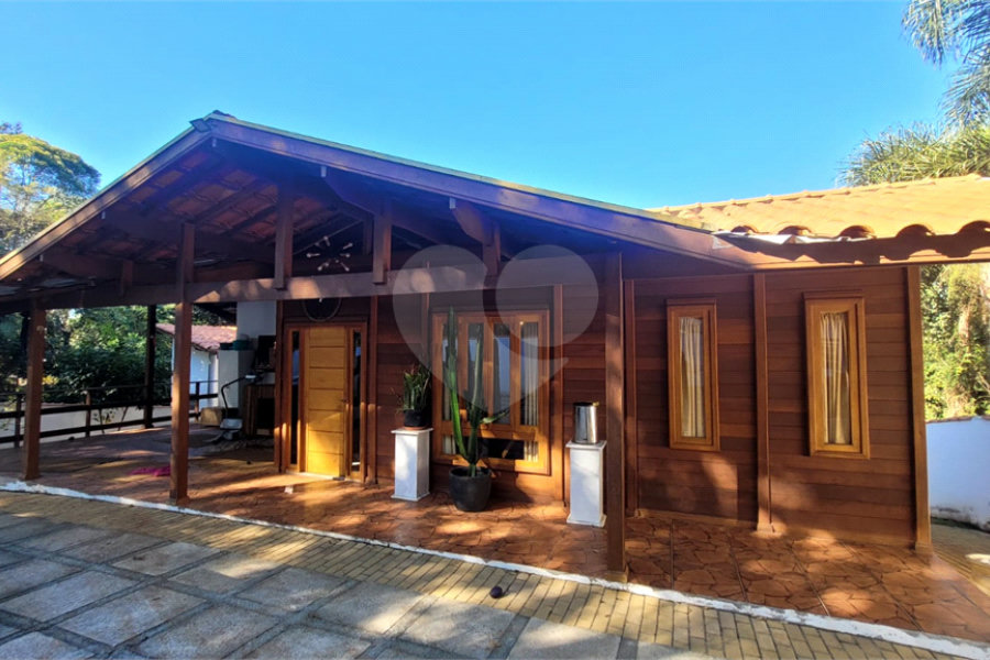 Casa à venda com 2 quartos, sendo 1 suíte,  no condomínio Sausalito, Mairiporã - SP