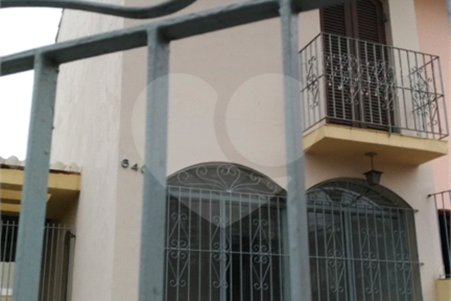 Sobrado à venda com 2 quartos em Santana, São Paulo, SP