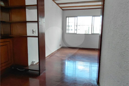 Apartamento à venda com 3 quartos, sendo 1 suíte, em Santa Teresinha, São Paulo, SP
