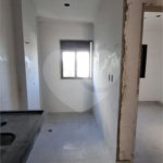 Apartamento à venda com 2 quartos, sendo 1 suíte,  em Vila Constança, São Paulo, SP