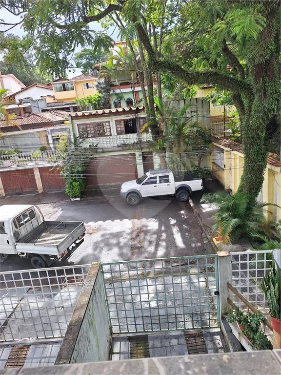 Sobrado à venda com 3 quartos, sendo 1 suíte, em Vila Irmãos Arnoni, São Paulo, SP