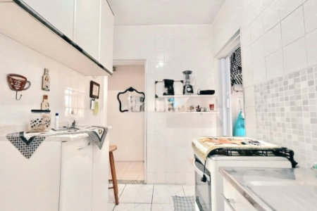 Apartamento com 2 dormitórios à venda, 70 m² por R$ 430.000,00 - Gonzaga - Santos/SP