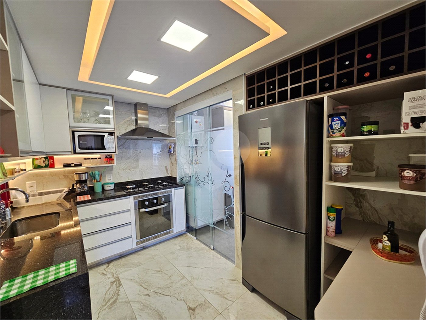 Apartamento à venda com 3 quartos, sendo 1 suíte, em Chácara Santo Antônio, São Paulo, SP