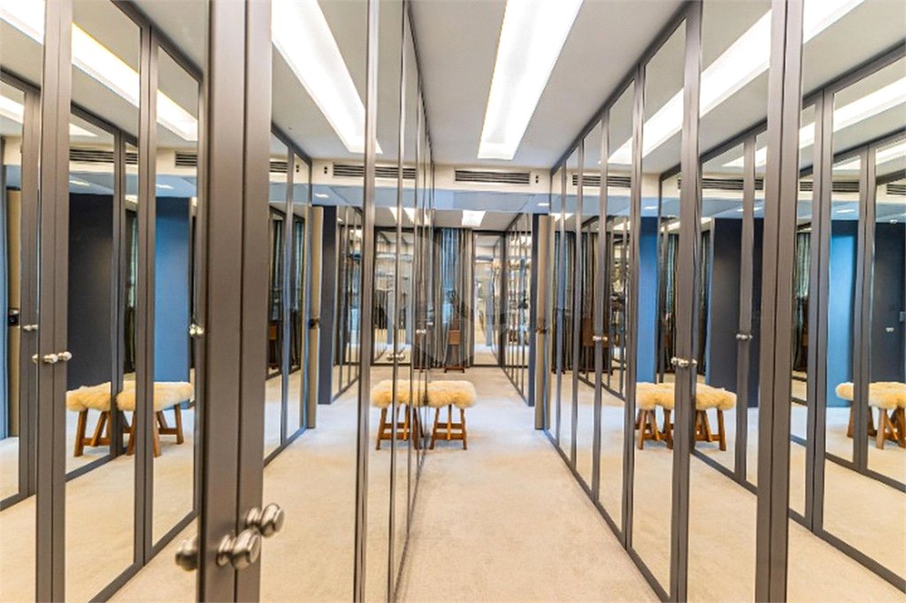 Apartamento à venda com 3 suítes em Vila Suzana, São Paulo, SP