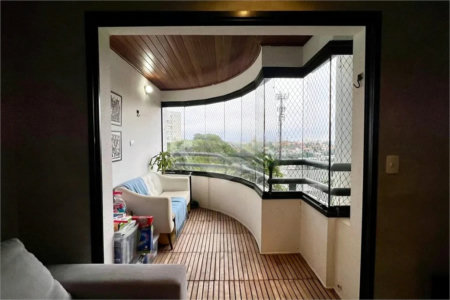 Apartamento à venda com 3 quartos, sendo 1 suíte, em Vila Madalena, São Paulo, SP