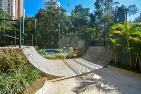 Apartamento à venda com 3 suítes em Jardim Fonte do Morumbi, São Paulo, SP