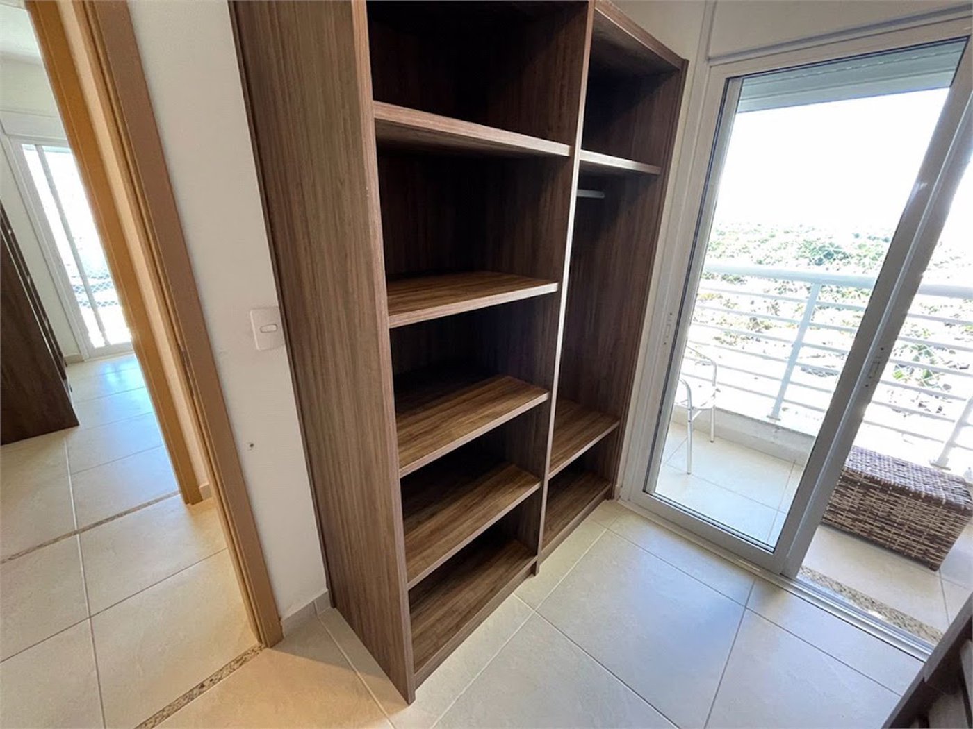 Apartamento Residencial à venda, Jardim Virginia, Guarujá - AP0995.