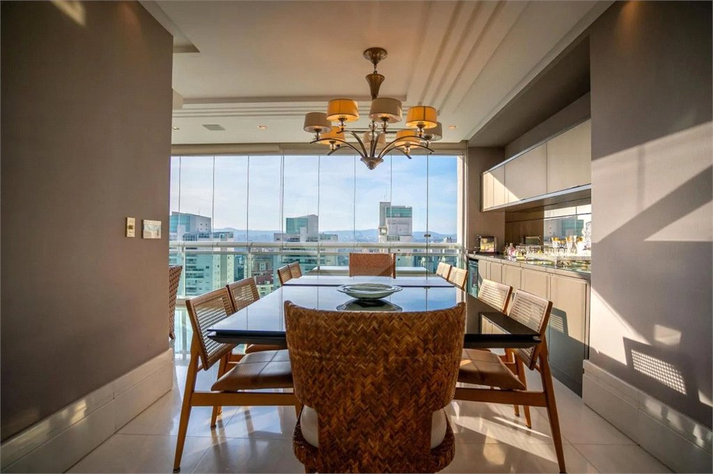 Apartamento à venda com 4 quartos, sendo 3 suítes, em Alto da Mooca, São Paulo, SP