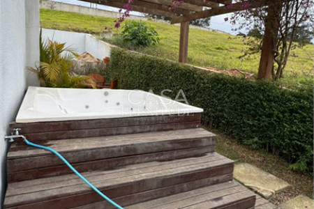 Casa em condomínio à venda ou para alugar com 5 quartos, sendo 3 suítes, no Centro, Piedade, SP