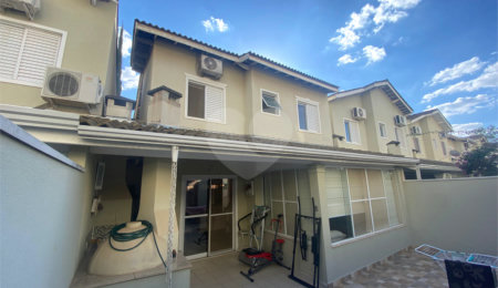 Casa de Vila à venda com 3 suítes em Parque Campolim, Sorocaba, SP