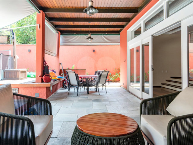 Casa à venda com 4 suítes no condomínio Residencial Chácara Monte Alegre, São Paulo - SP