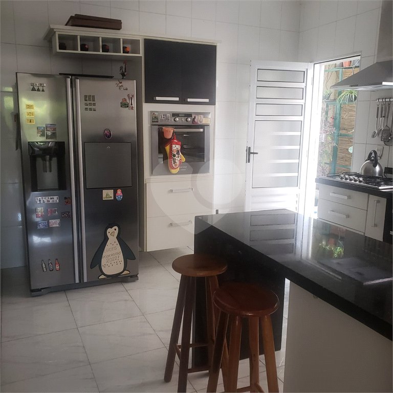 Sobrado à venda com 3 quartos, sendo 1 suíte, em Tremembé, São Paulo, SP