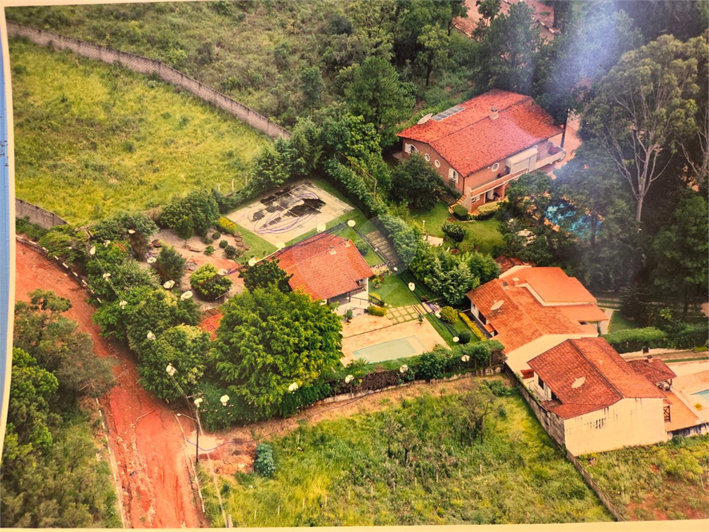 Casa à venda com 2 quartos, sendo 1 suíte, em Campos de Atibaia, Atibaia, SP