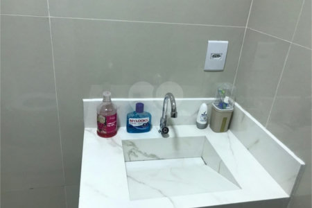 Casa à venda com 2 quartos, sendo 1 suíte, no condomínio Residencial Jardim, Sorocaba - SP