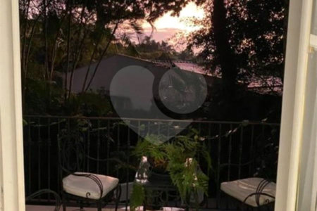 Casa Térrea à venda ou para alugar com 4 quartos, sendo 2 suítes,  em Jardim Guedala, São Paulo, SP