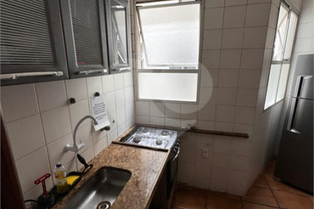 Apartamento à venda com 3 quartos, sendo 1 suíte,  em Vila Nova, Cabo Frio, RJ