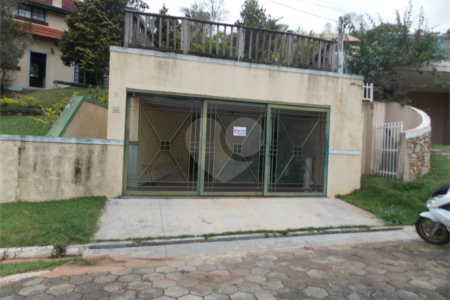 Sobrado para alugar com 3 quartos, sendo 1 suíte, em Condomínio Portal dos Nobres, Atibaia, SP