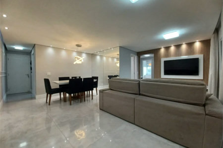 Apartamento à venda com 3 suítes em Vila Suzana, São Paulo, SP