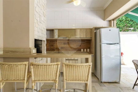 Casa à venda com 3 suítes no condomínio Villagio DI Verona, Vinhedo - SP