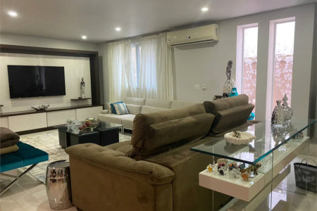 Casa à venda com 4 suítes no condomínio Granja Morumbi, São Paulo - SP
