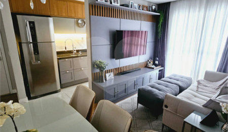 Apartamento à venda com 3 quartos, sendo 1 suíte,  em Brás, São Paulo, SP