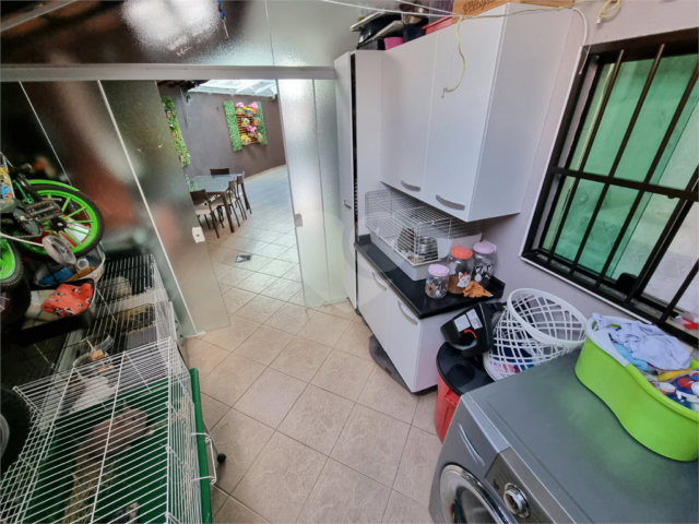 Sobrado à venda com 3 quartos, sendo 1 suíte,  em Parque Capuava, Santo André, SP