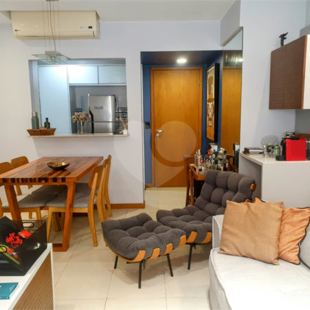 Apartamento à venda com 3 quartos, sendo 1 suíte, em Humaitá, Rio de Janeiro, RJ