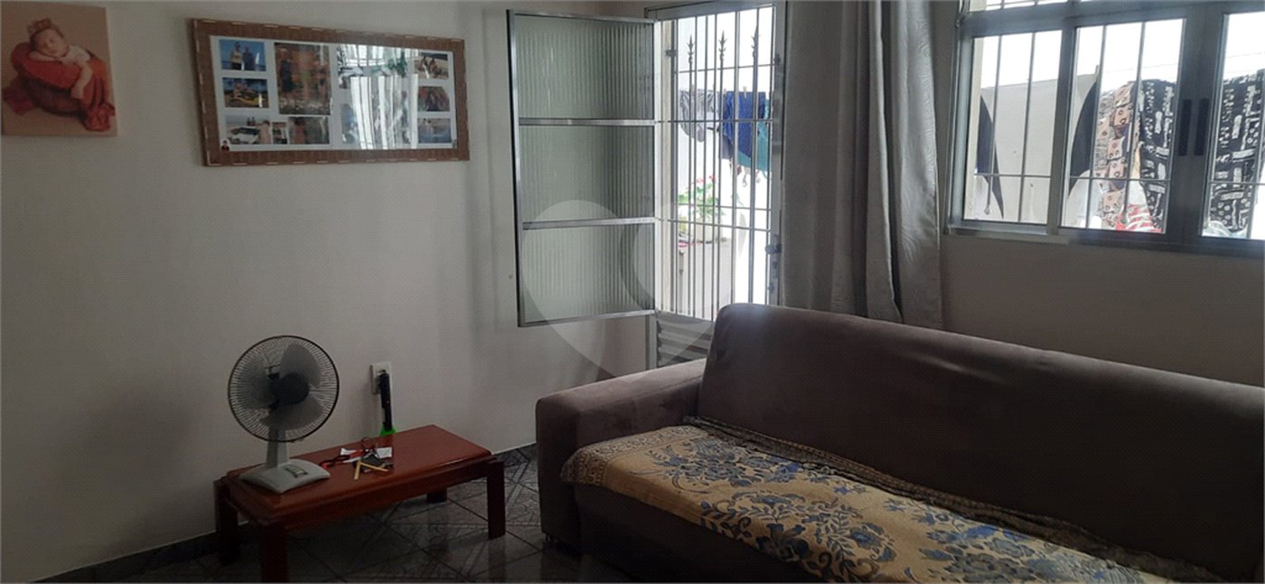 Sobrado à venda com 3 quartos em Jaraguá, São Paulo, SP