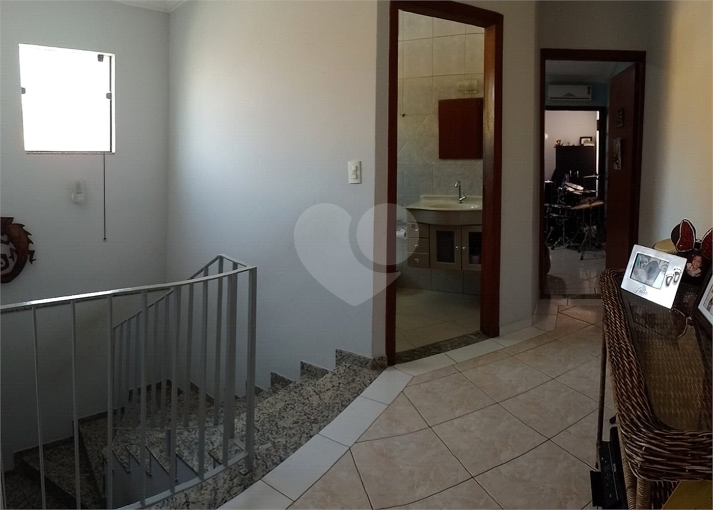Sobrado à venda com 3 quartos, sendo 1 suíte, em Jardim Regina, São Paulo, SP