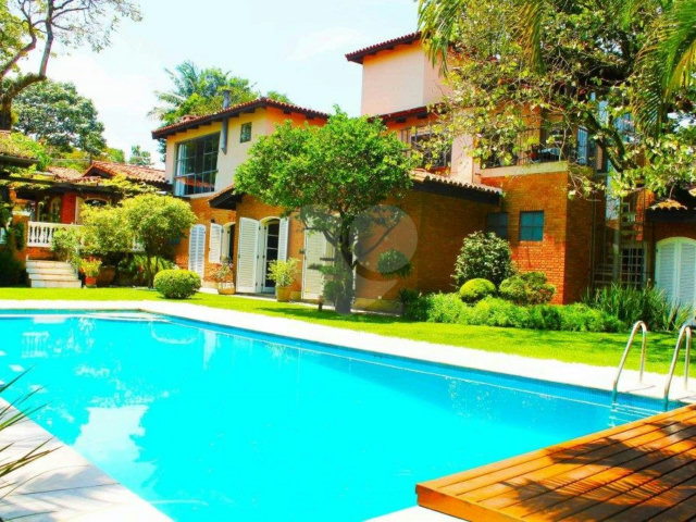 Casa à venda com 4 suítes em Alto da Boa Vista, São Paulo, SP