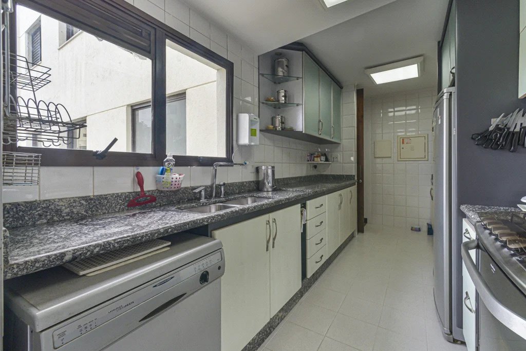 Duplex à venda com 4 quartos, sendo 2 suítes, em Vila Suzana, São Paulo, SP