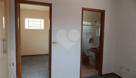 Casa à venda com 3 quartos, sendo 2 suítes, em Vila Helena, Atibaia, SP
