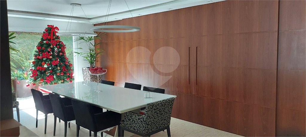 Casa à venda com 4 suítes em Alphaville, Santana de Parnaíba, SP