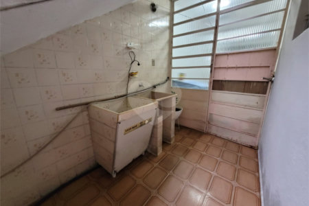 Sobrado à venda com 4 quartos em Vila Jurema, Ferraz de Vasconcelos, SP