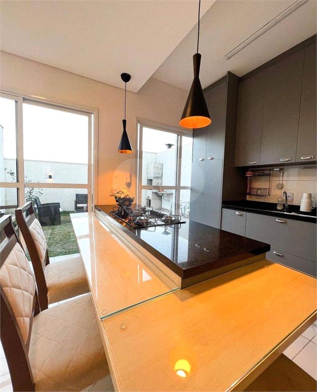 Casa à venda com 3 quartos, sendo 1 suíte, no condomínio Reserva Urbanova, São José dos Campos - SP