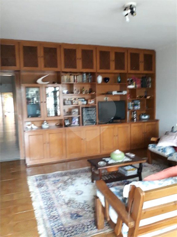 Casa à venda com 2 quartos, sendo 1 suíte,  em Vila Anastácio, São Paulo, SP