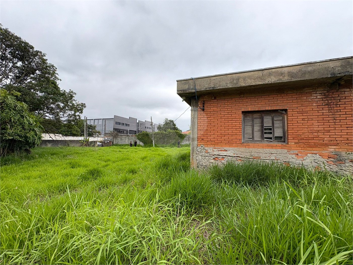 Área de Terra à venda ou para alugar com 2 quartos em Chácaras Reunidas Guaio, Suzano, SP