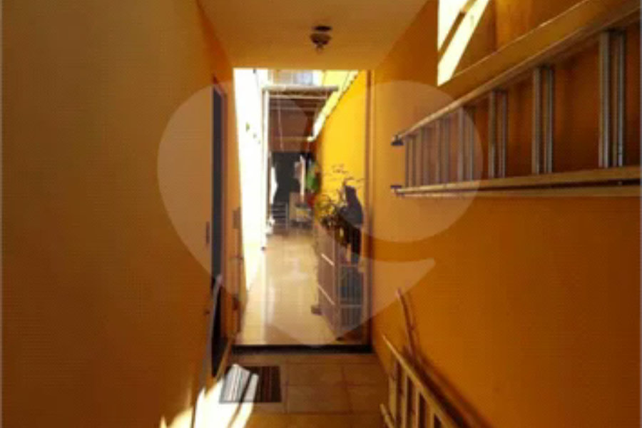 Sobrado a venda na região da Aricanduva.