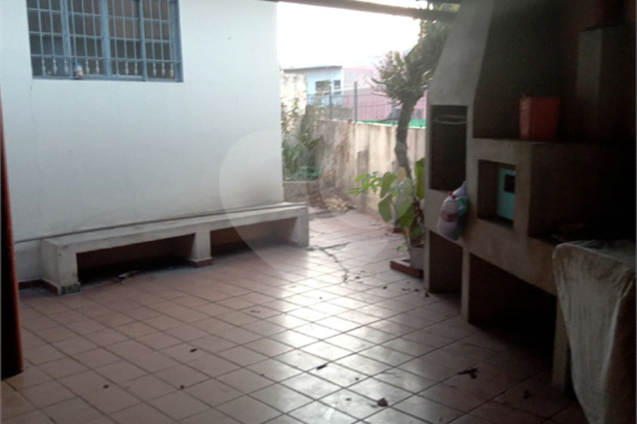 Casa à venda ou para alugar com 2 quartos no Centro, Mairiporã, SP
