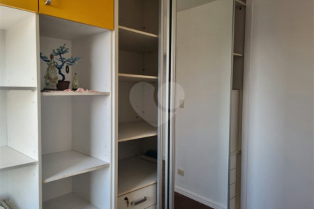 Loja à venda com 3 quartos, sendo 1 suíte,  em Vila Mariana, São Paulo, SP