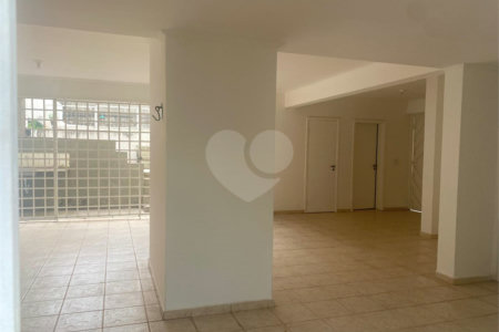 Sobrado à venda ou para alugar com 3 quartos, sendo 1 suíte, no Centro, Salto, SP
