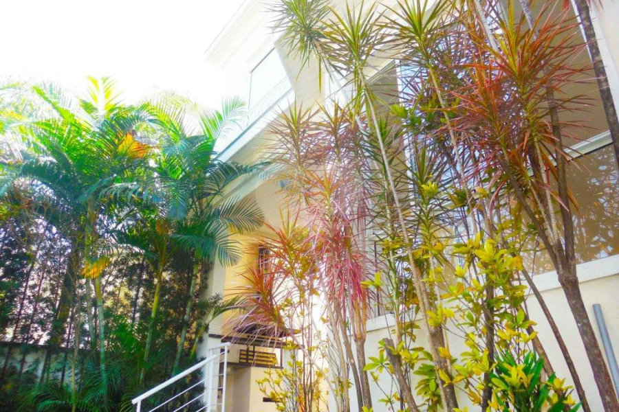 Casa à venda com 4 quartos, sendo 2 suítes, no condomínio Bristol Village, São Paulo - SP