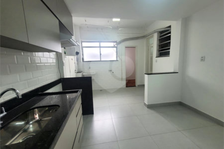 Apartamento à venda com 3 quartos, sendo 1 suíte, em Tijuca, Rio de Janeiro, RJ